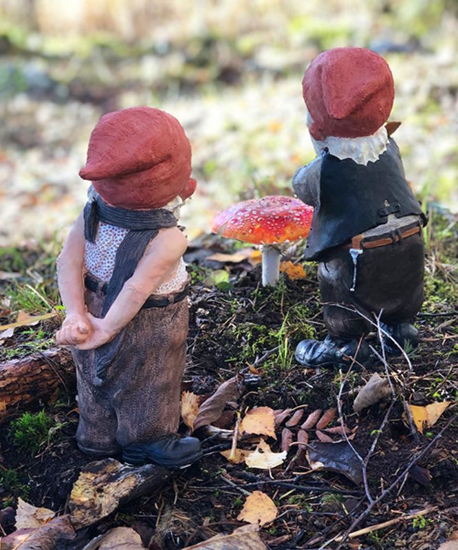 Midthun-nisse med helsetrøye