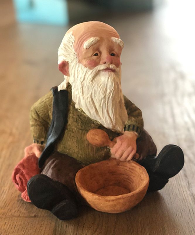 Midthun-nisse med grøtbolle